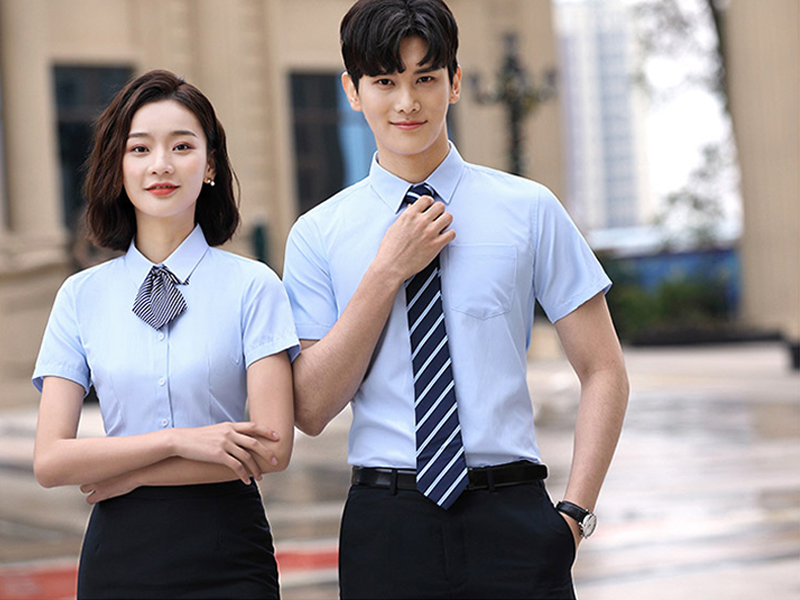 商務(wù)短袖襯衫定做